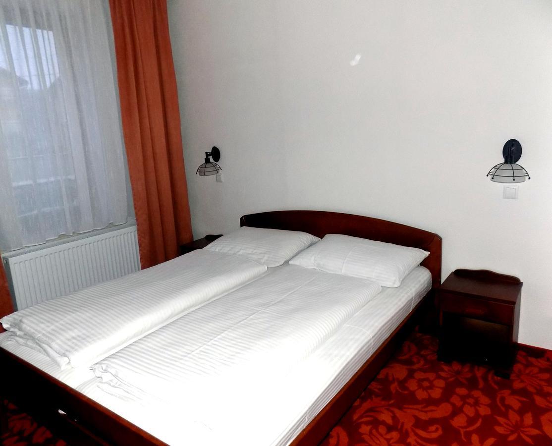 Hotel Knez Купрес Екстериор снимка